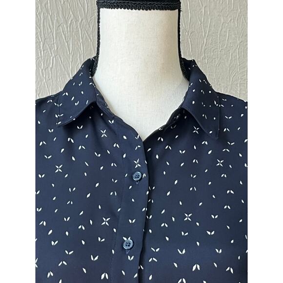 Banana Republic Classic Fit Oversized Button Up Top Drapey Abstract Blue Small - Picture 4 of 13